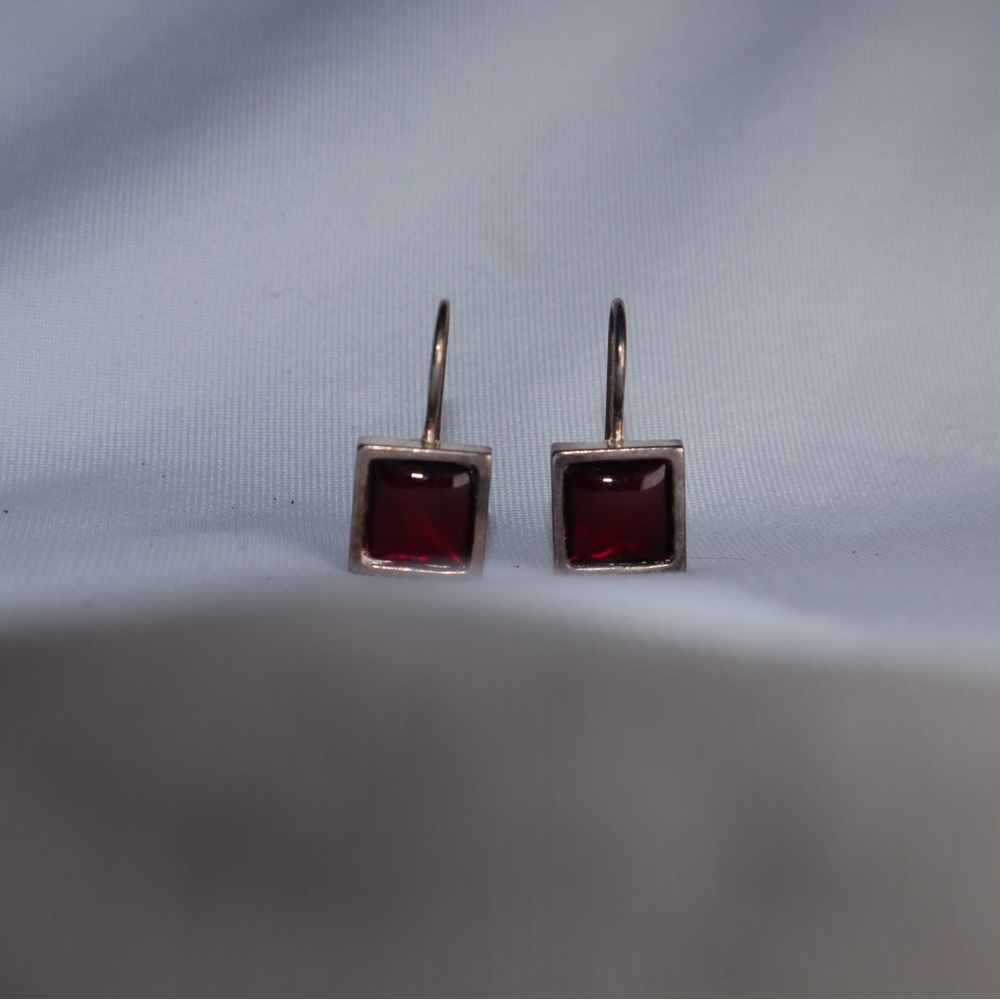 Ruby dangle silver earrings - Picture 2 of 4